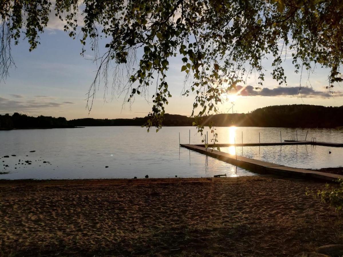 Lycka Villa Torestorp Exteriör bild